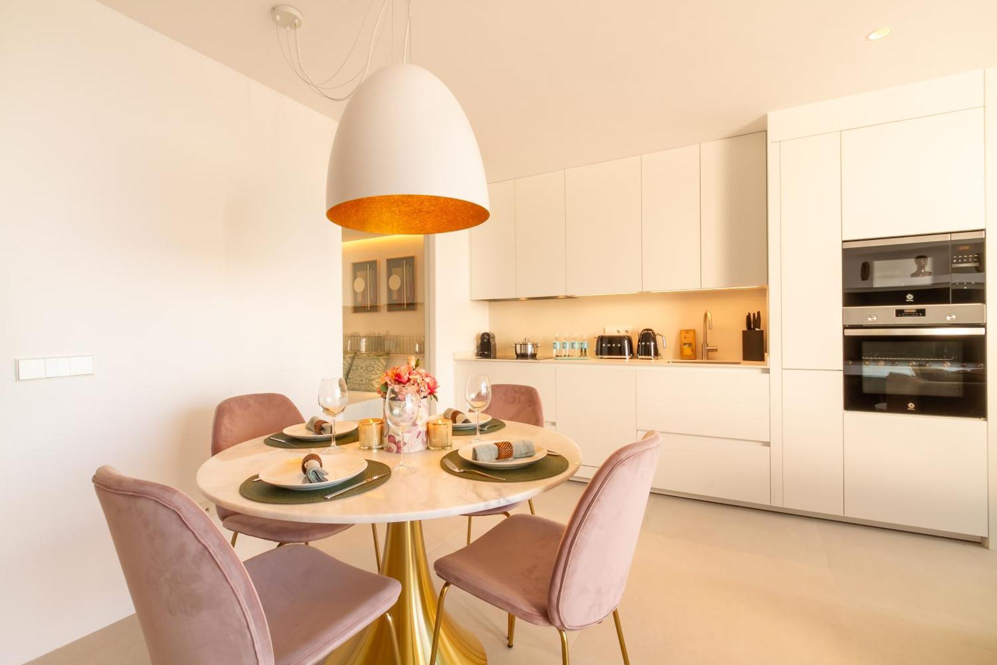 Apartamento Banus - Brand New And Exclusive Banus Port Seafront Flat *