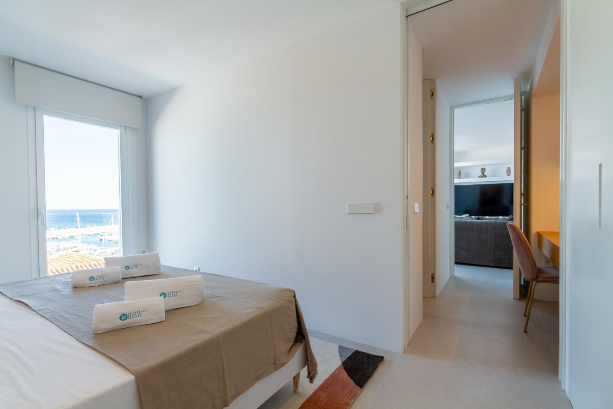 Banus - Brand New And Exclusive Banus Port Seafront Flat