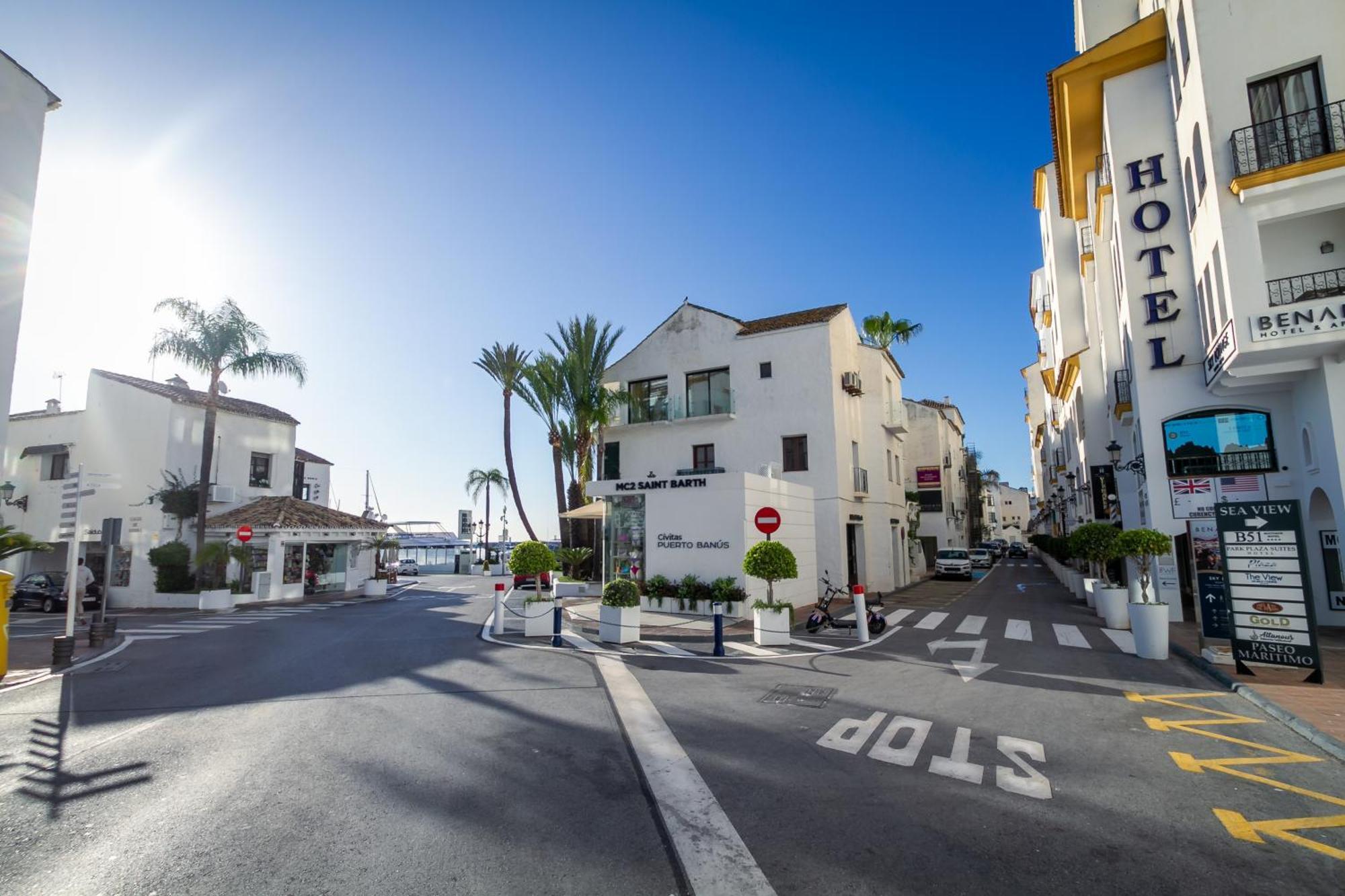 Banus - Brand New And Exclusive Banus Port Seafront Flat *