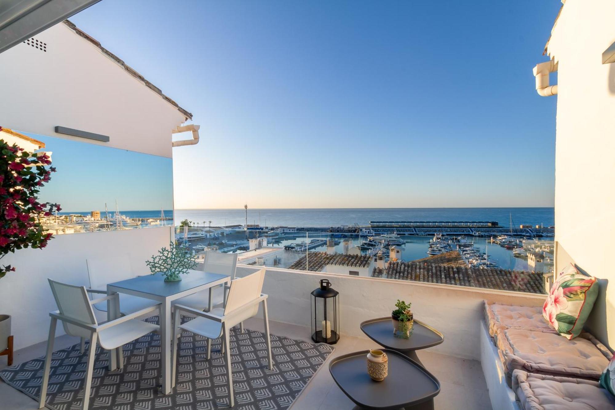 Apartamento Banus - Brand New And Exclusive Banus Port Seafront Flat Marbella